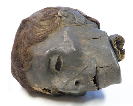 mummified-head-bakt-en-hor.jpg